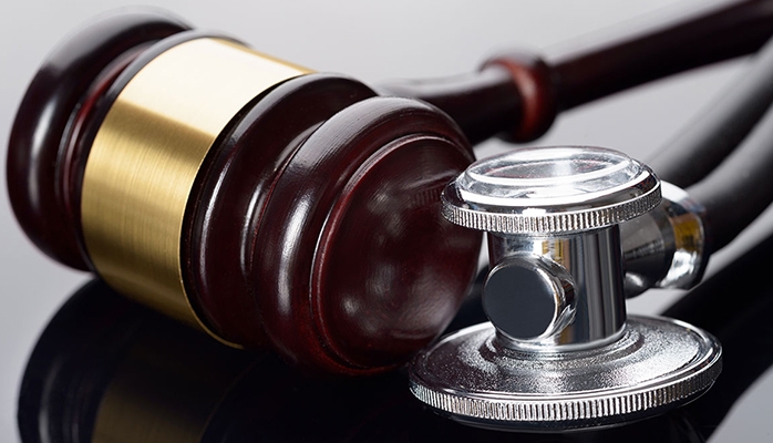 Quel statut juridique pour les traitements symptomatiques du rhume : médicament ou dispositif médical ?
